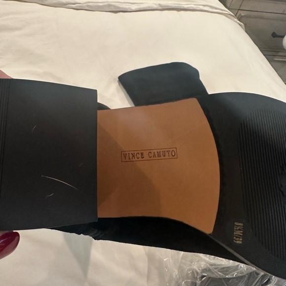 Brand New Vince Camuto Kochelda Over the Knee Boot Black Suede Size 8.5M - Picture 5 of 6